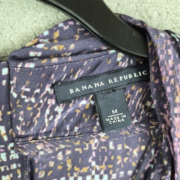 Vintage Banana Republic Top Medium Purple Patterned Silk Ruffle Neck Lightweight - Picture 10 of 13